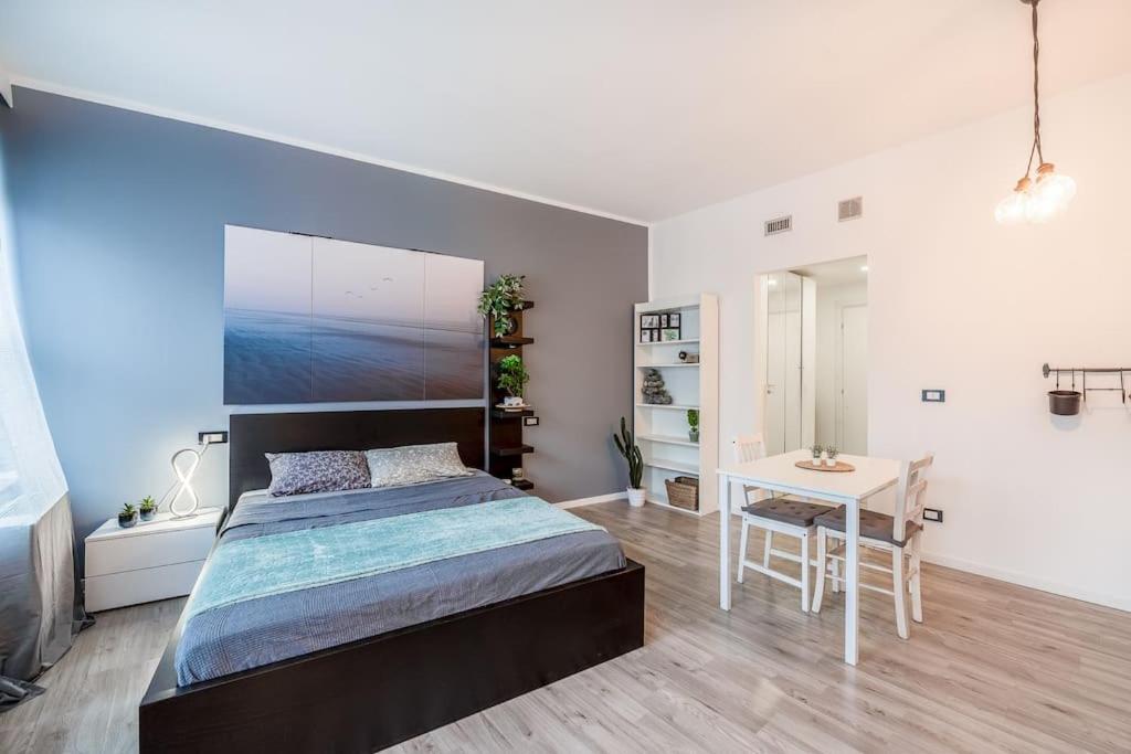 2 Minutes From Central Station-Exclusive Open Space Милано Екстериор снимка